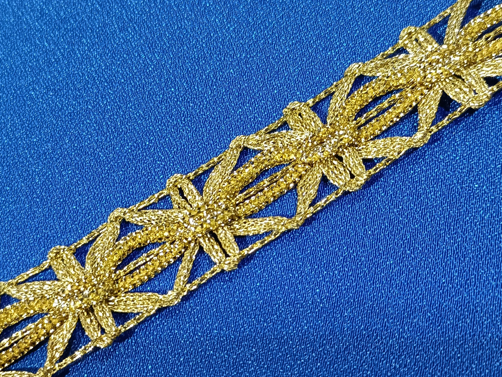 Pasamanería Trenzado Metalico Oro 1,5 cms