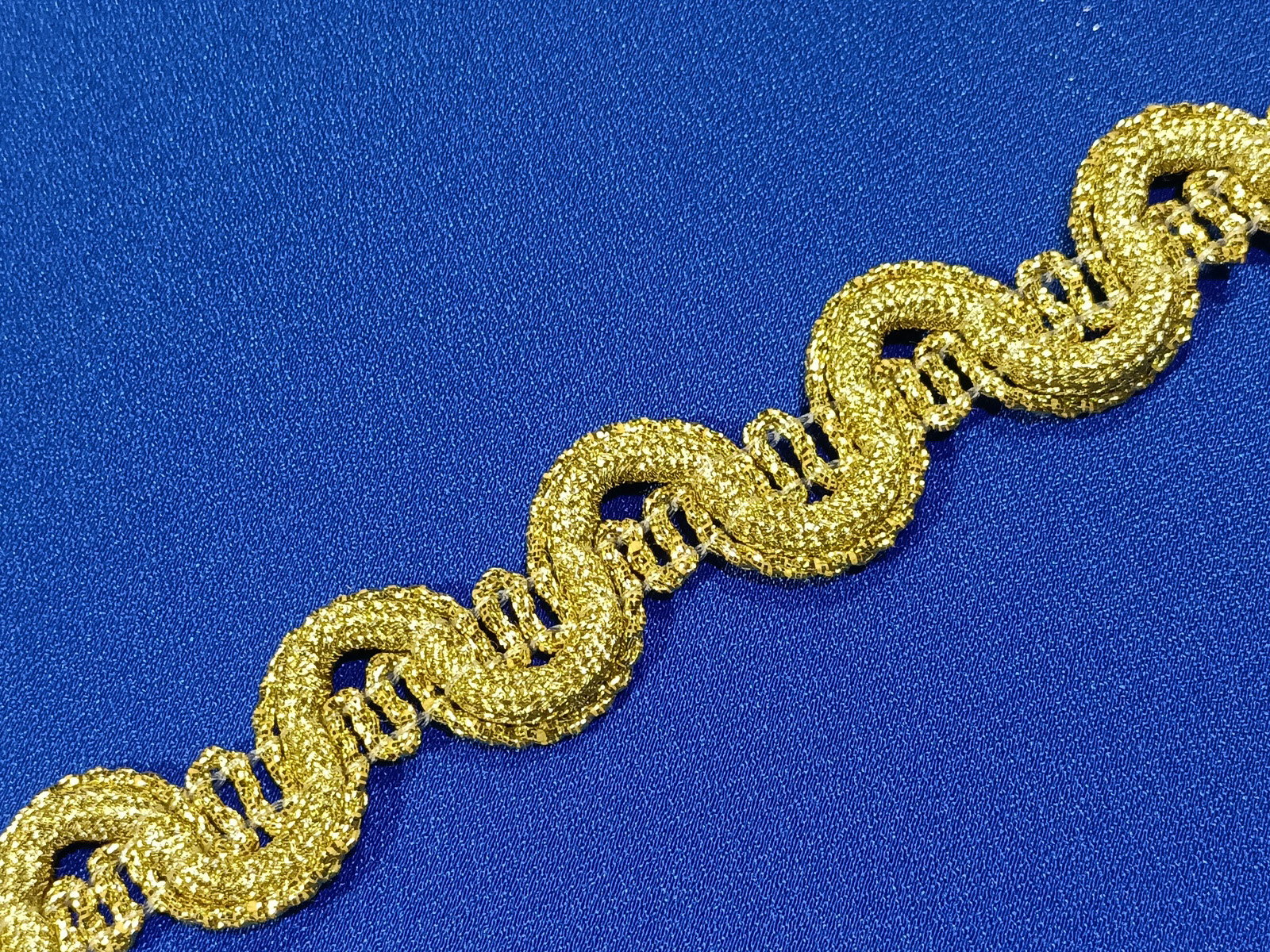 Pasamanería Cordón Ondulado Oro 2 cms