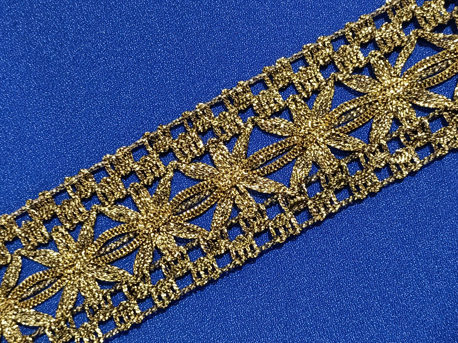 Pasamanería Trenzado Metalico Oro Envejecido 4 cms