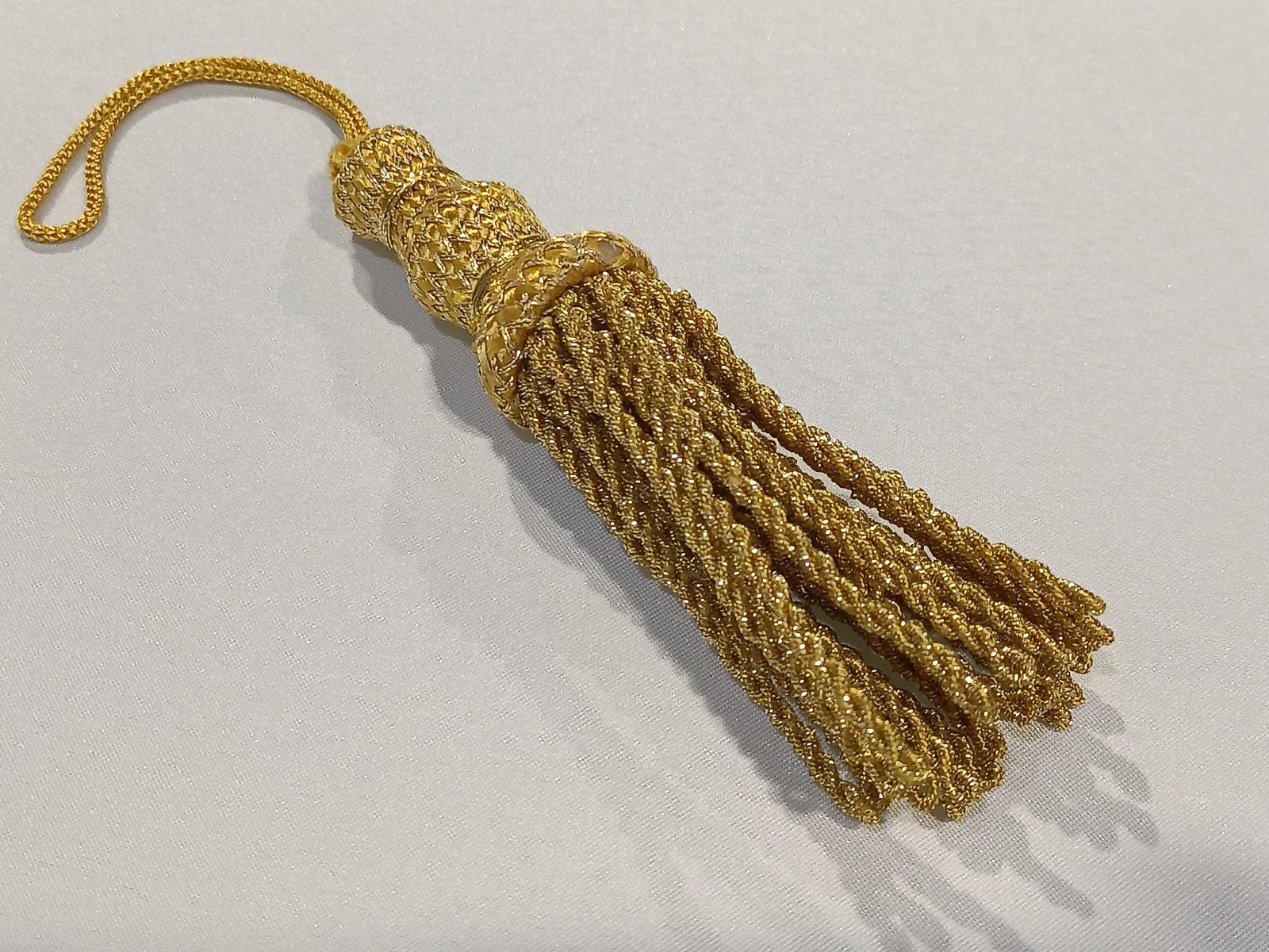 Borla ECO Torcido Mediana 11 cms Oro