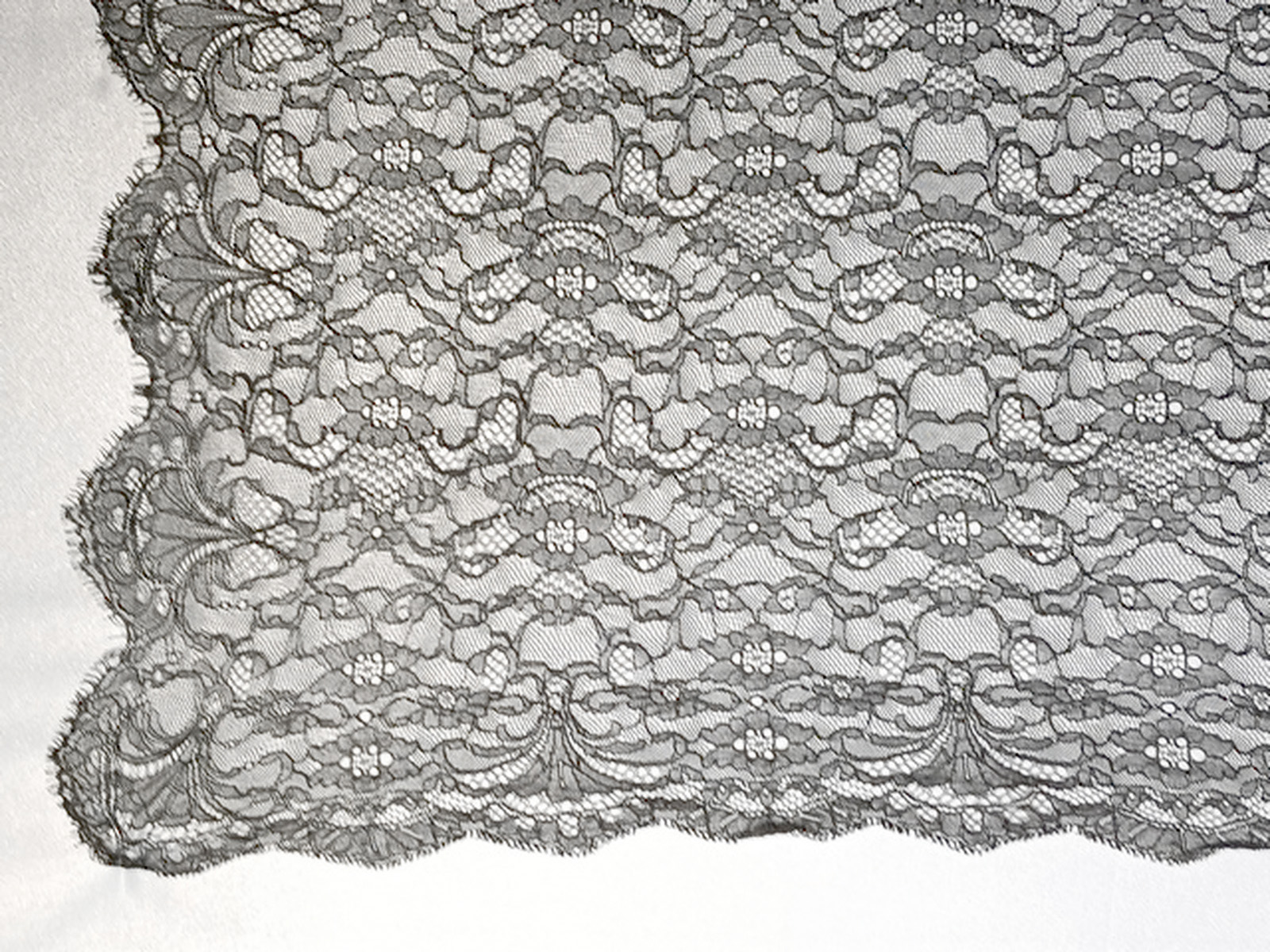 Mantilla 404 REP Negro