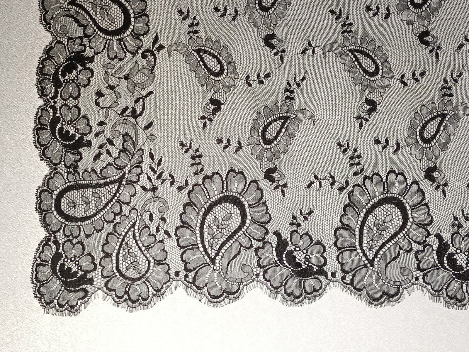 Mantilla 9222 NEC Negro