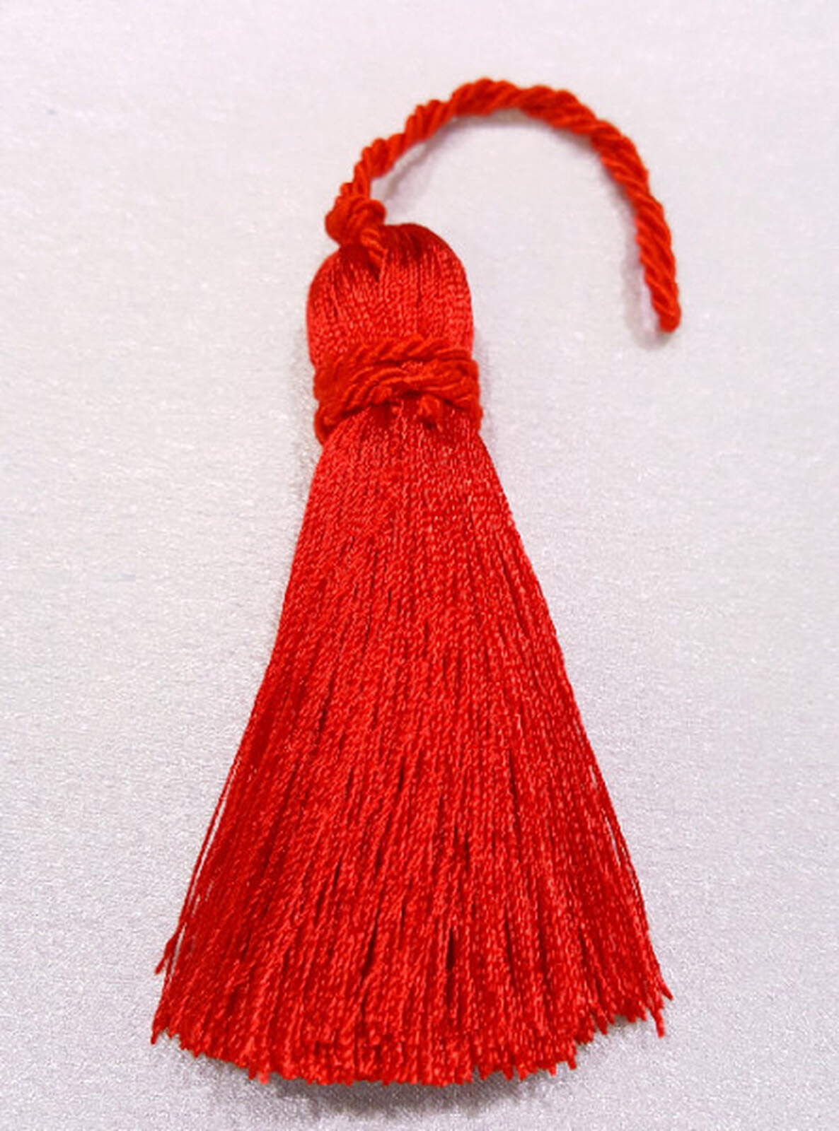 Borla Cuquilo Seda Rojo