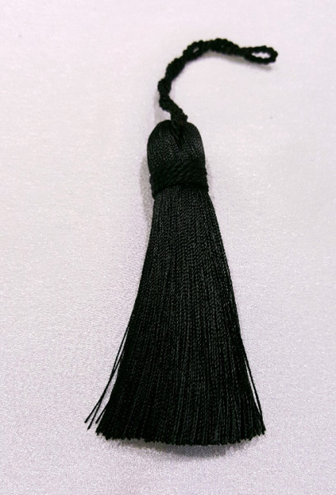 Borla Cuquilo Seda Negro