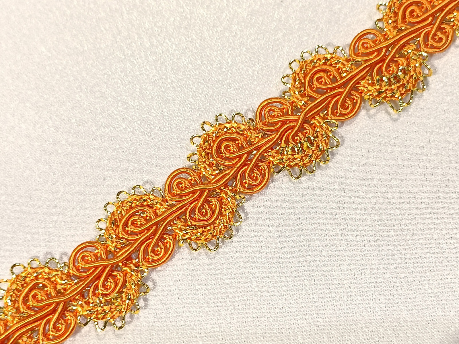 Pasamanería Basilea Ondas Naranja/Oro