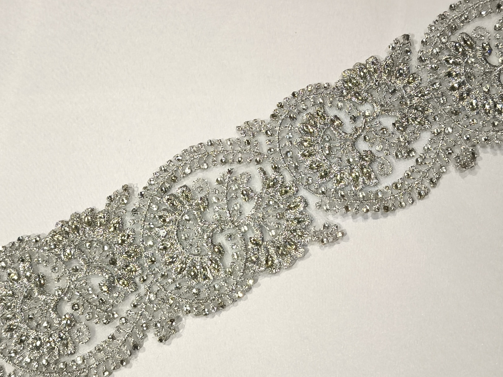 Cenefa Cachemire Cristal Plata