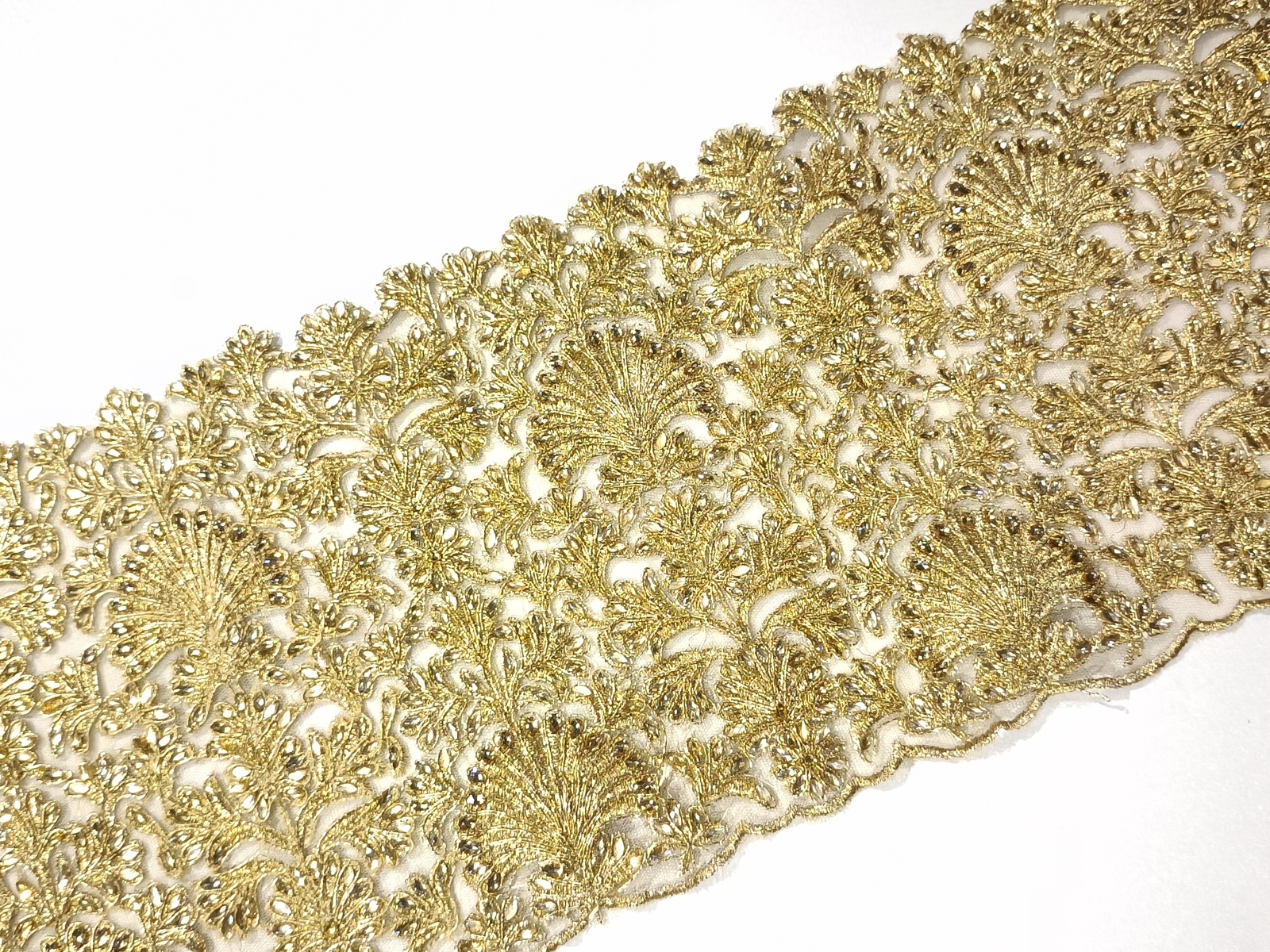 Cenefa Abanicos Bordado Oro Cristal